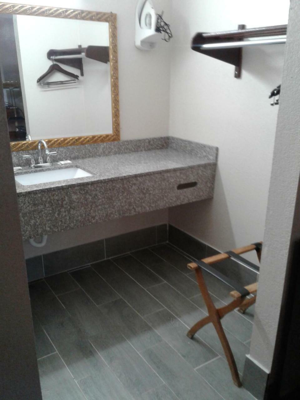 Budget Inn Anderson Kültér fotó